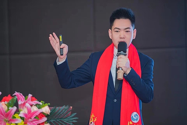 当JOHOO重塑全球贸易，我们正在见证一场商业革命