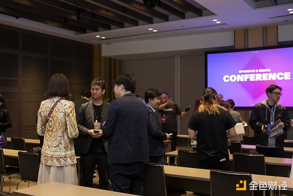 抄底还是观望？NEAR和LINK最新走势深度研判
