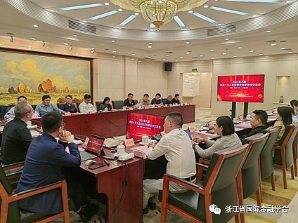 大语言模型的致命盲区：为什么AI总学不会反向思考？